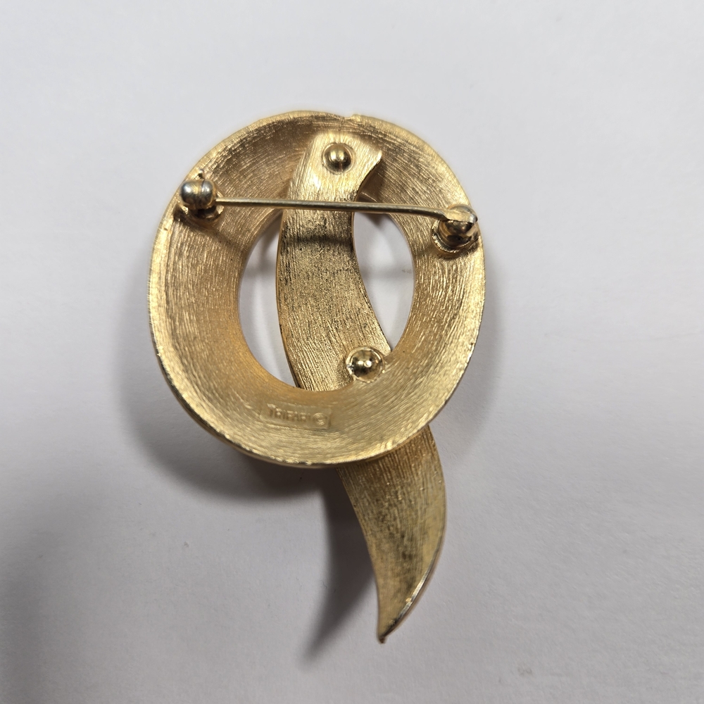 CROWN TRIFARI Vintage Gold-Tone Leaf Loop Brooch - Picture 3 of 7